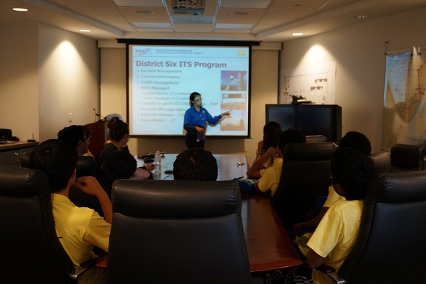 <span style="font-size:10px">&nbsp;Visiting the District 6 Traffic Management Center</span>